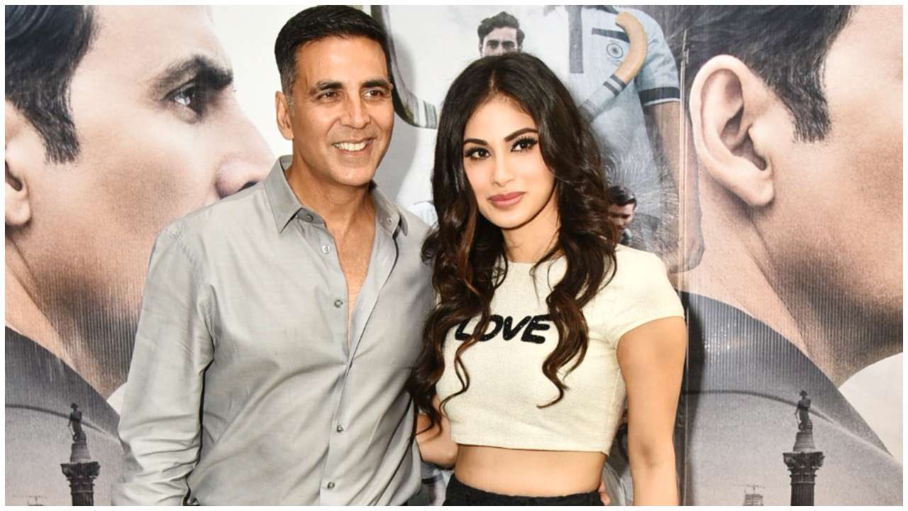 mouni roy and akshay kumar