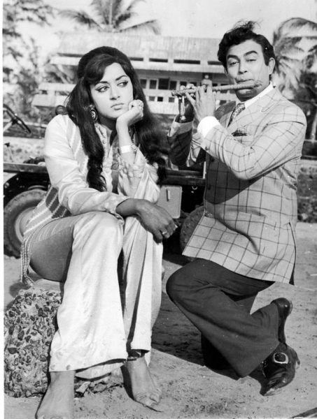 sanjeev kumar and hema malini