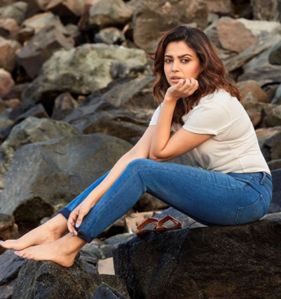 swara bhaskar hd