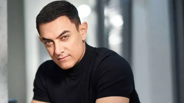 aamir khan social media