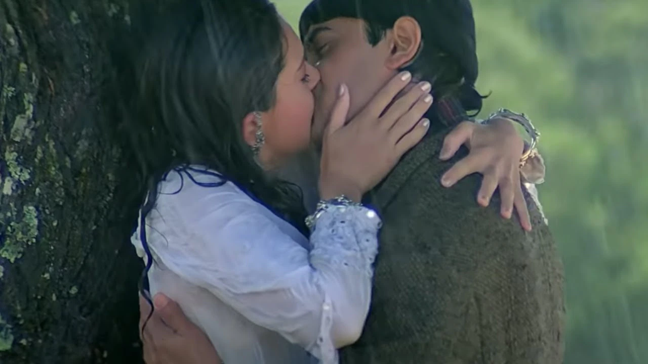 bollywood kiss 