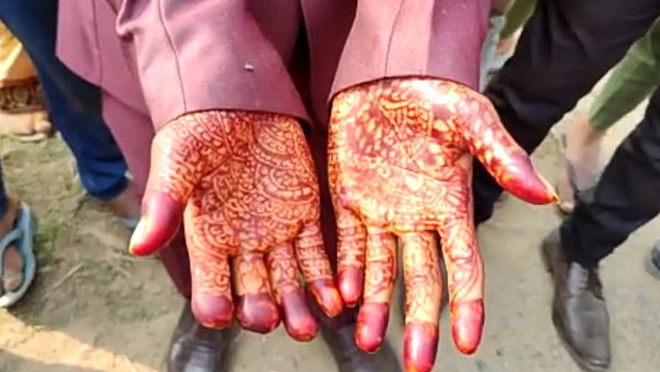 groom hand