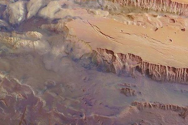 hidden-water-on-mars