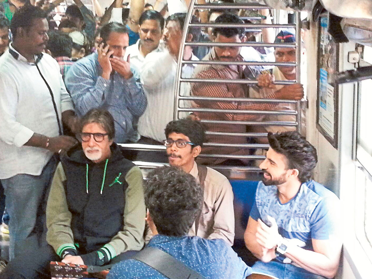 bollywood movie shooting in train