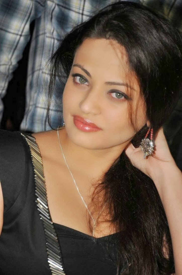 sneha ullal