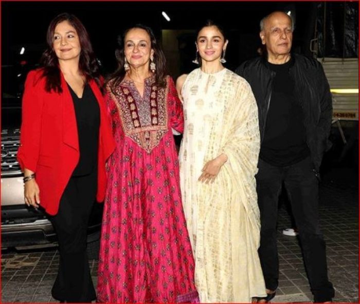 Pooja Bhatt And Mahesh Bhatt