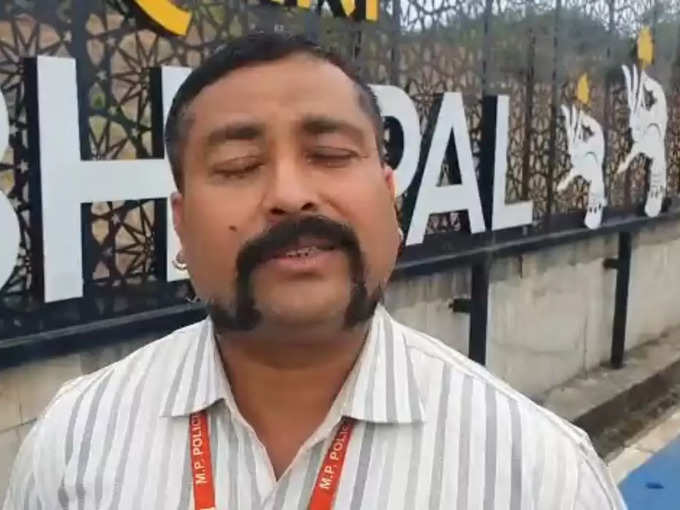 madhya-pradesh-constable-punished-for-abhinandan-cut-mustache