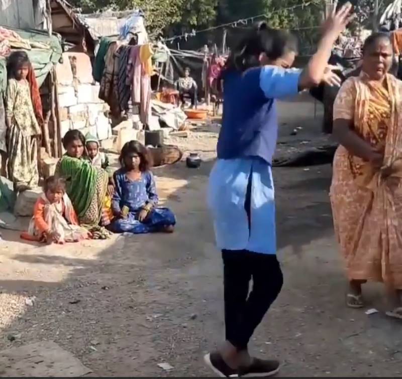 school girl dance 