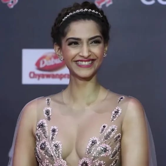 Sonam Kapoor Looks Bold And Stylish 