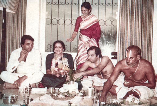 dharmendra and hema malini marriage
