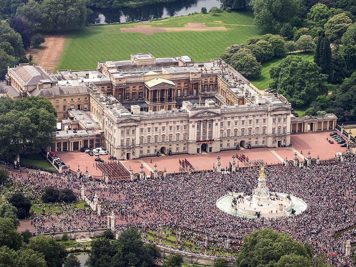 buckingham palace 