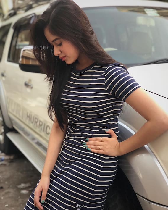 jannat zubair car collection