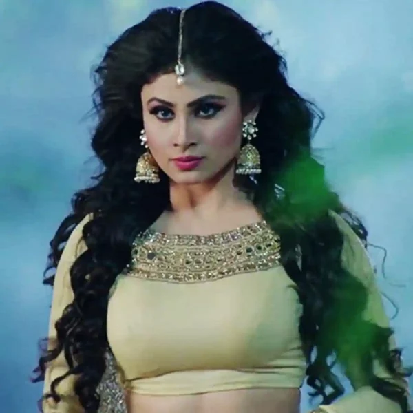 Mouni Roy