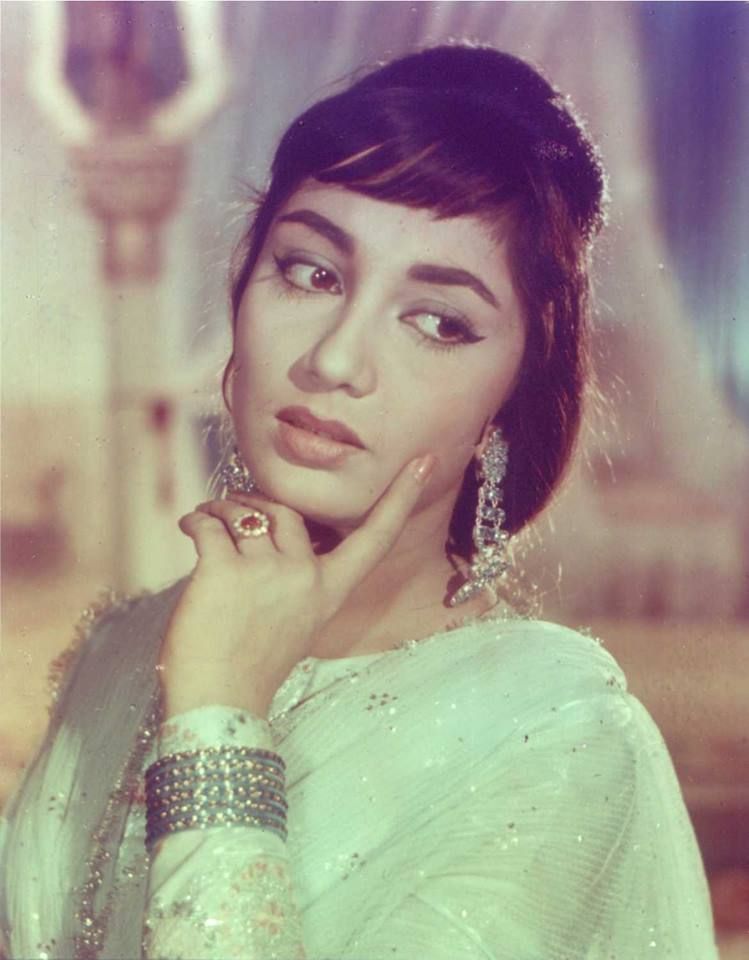 sadhana shivdasani