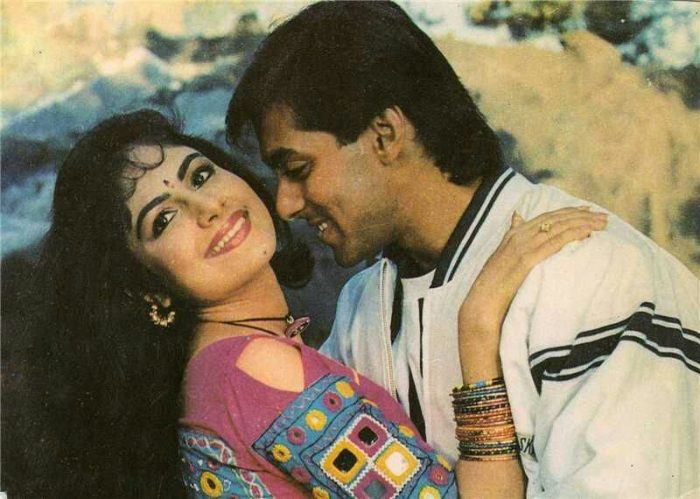 ayesha jhulka