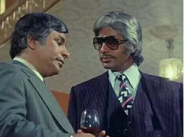 amitabh bachchan and kader khan