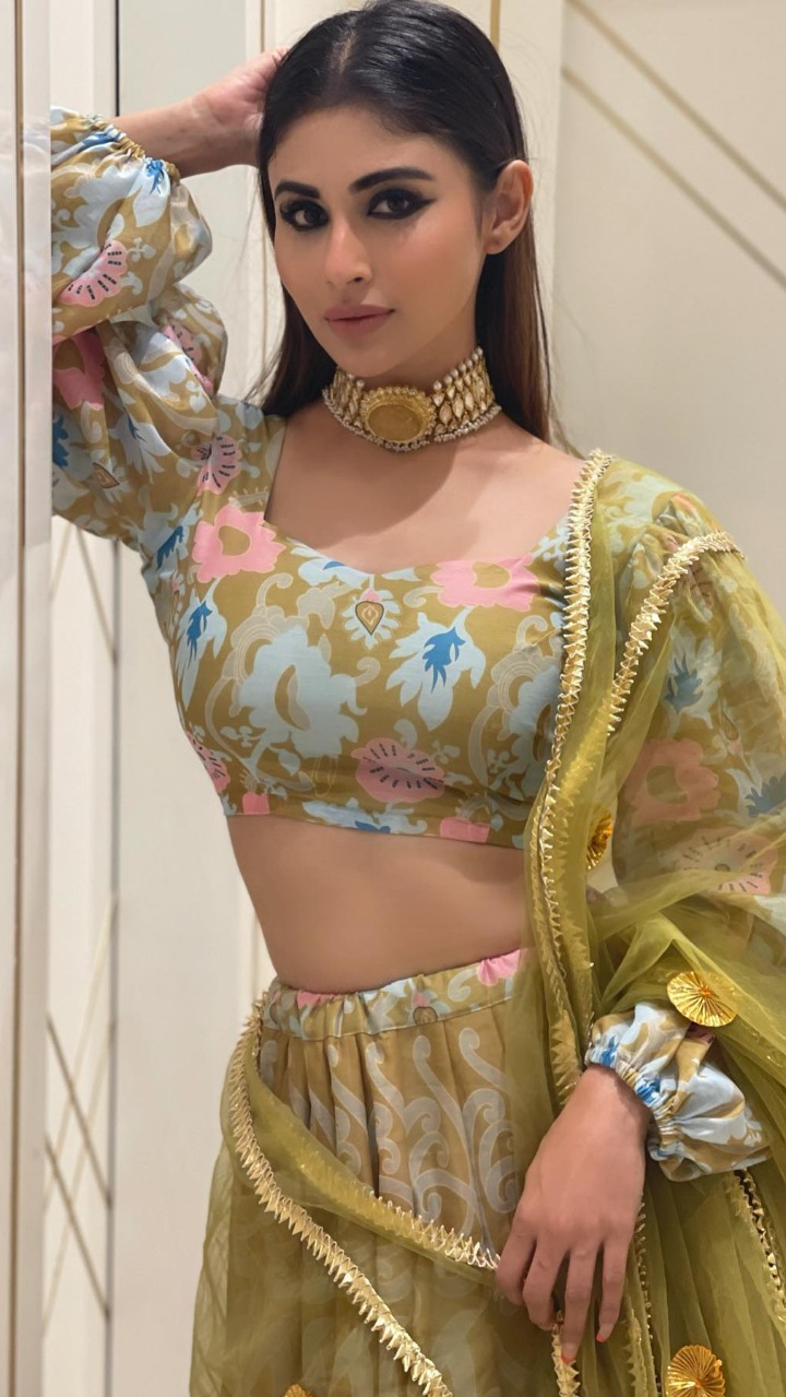 mouni roy