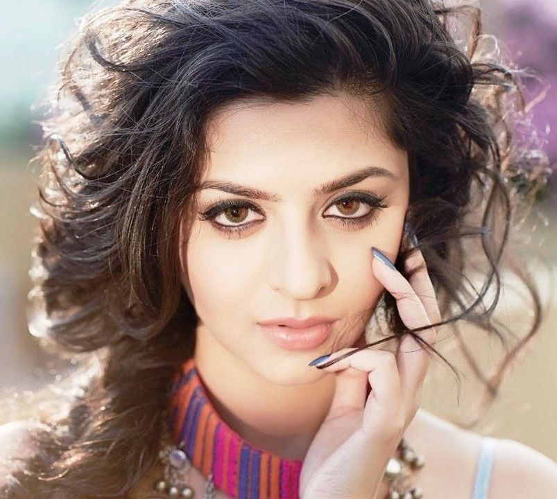 vedhika kumar